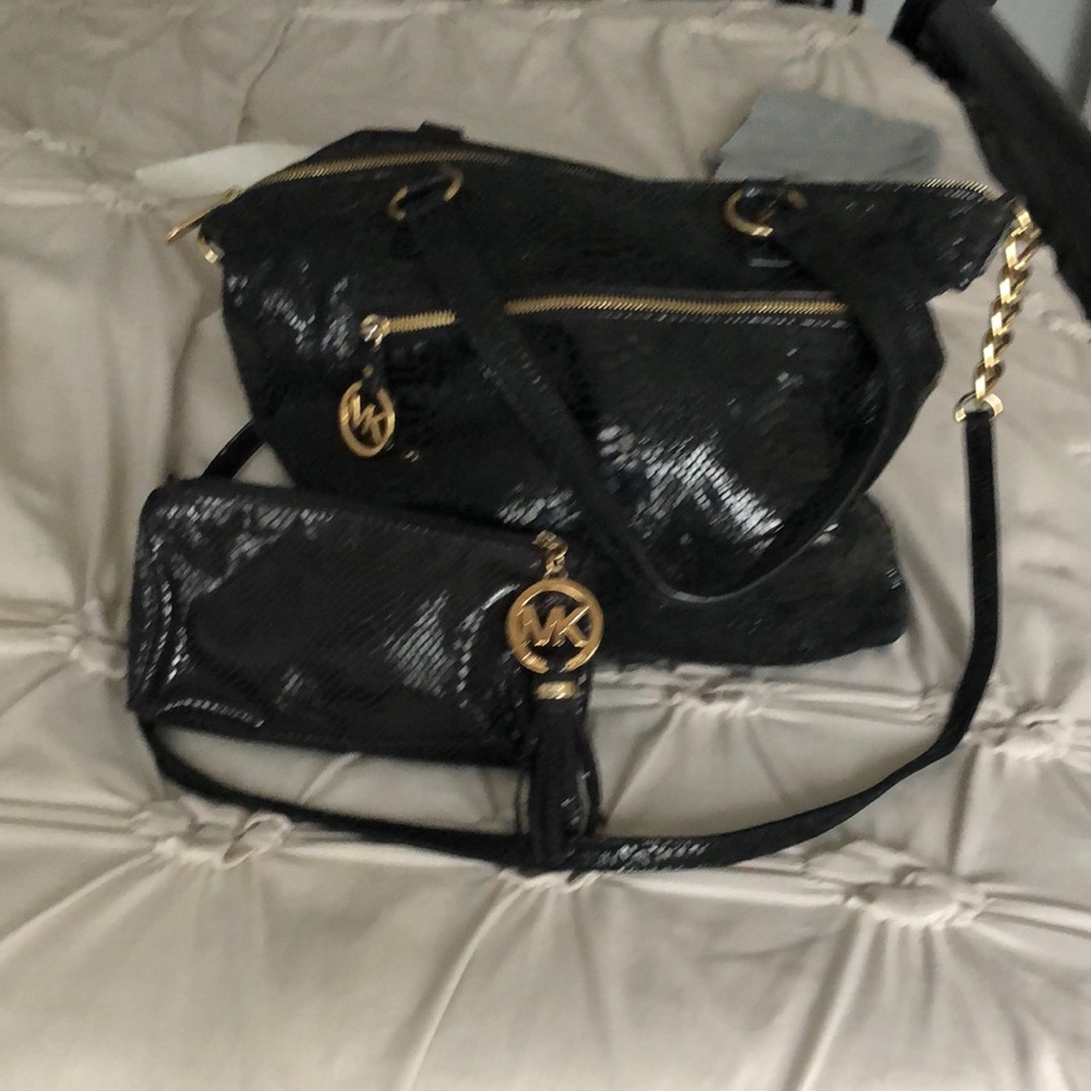 Michael Kors Black Crossbody Purse and Clutch
